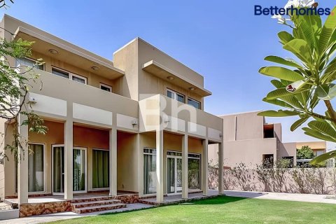Villa à Arabian Ranches, Dubai, 3 chambres, 309 m², № 22273 - photo 1