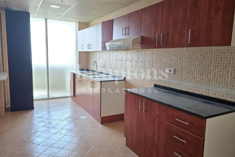 Appartement à Dubai Sports City, Dubai, 2 chambres, 150.43968596 m², № 16424 - photo 1