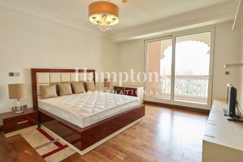 Apartment in FIVE Palm Jumeirah, Palm Jumeirah, Dubai 2 bedrooms, 163.23057100 sq.m. № 16422 - photo 15