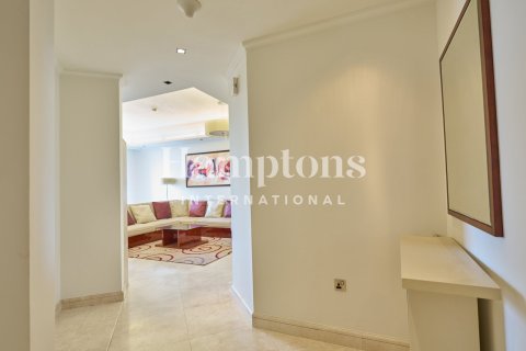 Apartment in FIVE Palm Jumeirah, Palm Jumeirah, Dubai 2 bedrooms, 163.23057100 sq.m. № 16422 - photo 7