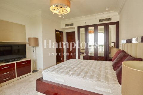 Apartment in FIVE Palm Jumeirah, Palm Jumeirah, Dubai 2 bedrooms, 163.23057100 sq.m. № 16422 - photo 12