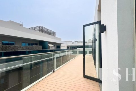 Apartment in Meydan, Dubai 2 bedrooms, 189 sq.m. № 39210 - photo 8