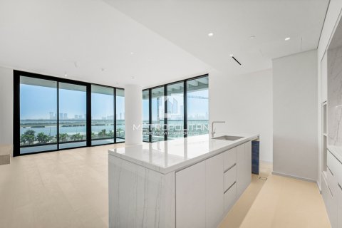 Apartment in Al Jaddaf, Dubai 2 bedrooms, 132 sq.m. № 72987 - photo 1