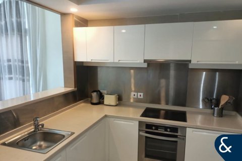 Appartement à CLAREN TOWERS à Downtown Dubai (Downtown Burj Dubai), Dubai, 1 chambre, 82 m², № 91563 - photo 5