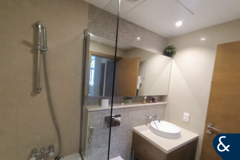 Appartement à CLAREN TOWERS à Downtown Dubai (Downtown Burj Dubai), Dubai, 1 chambre, 82 m², № 91563 - photo 14