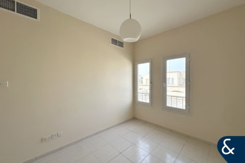 Villa in Springs 12, The Springs, Dubai 3 bedrooms, 257 sq.m. № 91551 - photo 10