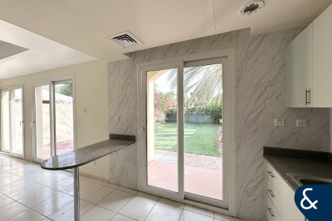 Villa in Springs 12, The Springs, Dubai 3 bedrooms, 257 sq.m. № 91551 - photo 7