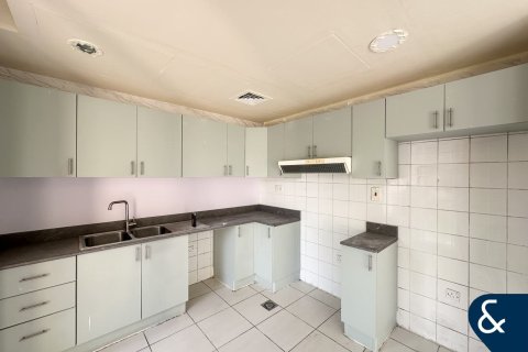 Villa in Springs 12, The Springs, Dubai 3 bedrooms, 257 sq.m. № 91551 - photo 5