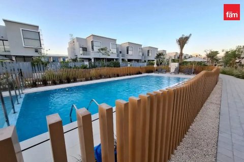 Townhouse in Dubai 1 bedroom, 70.4 sq.m. № 41510 - photo 10