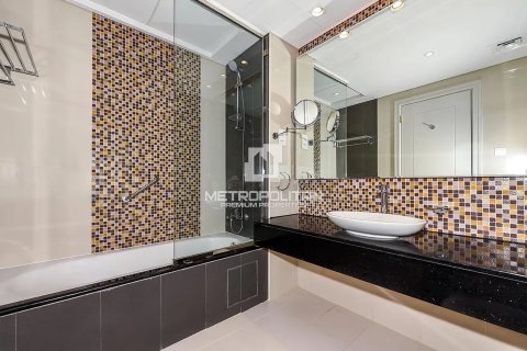 Купить квартиру в Даунтаун Дубай (Даунтаун Бурдж Дубай), Дубай: 3 спальни, 160м², № 73482 - фото 10