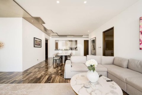 Снять в аренду квартиру в Дубай Марине, Дубай: 3 спальни, 212м², № 21497 - фото 8