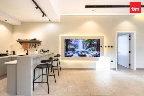 Villa en Dubai, 7 dormitorios, 1150.9 m², № 40125 - foto 7