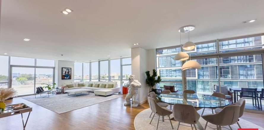 Appartement à Al Wasl, Dubai, 3 chambres, 284.2 m², № 40126