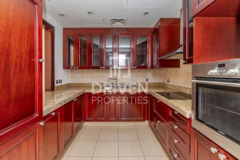 Снять в аренду квартиру в Old Town, Дубай: 1 спальня, 92м², № 66555 - фото 4