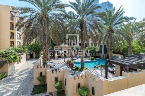 Снять в аренду квартиру в Old Town, Дубай: 1 спальня, 92м², № 66555 - фото 8