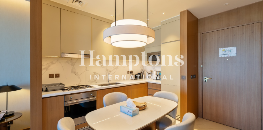 Apartment in Downtown Dubai (Downtown Burj Dubai), Dubai 2 bedrooms, 104.27 sq.m. № 18238