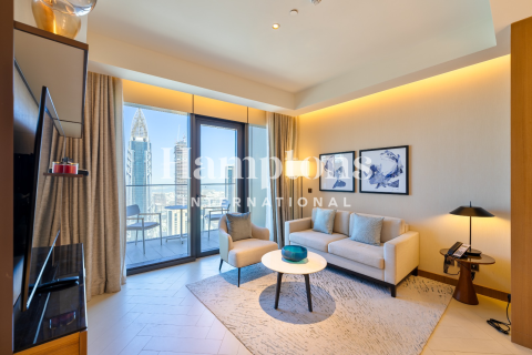 Apartment in Downtown Dubai (Downtown Burj Dubai), Dubai 2 bedrooms, 104.26968205 sq.m. № 18238 - photo 15