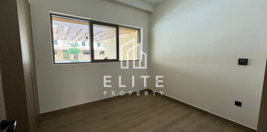 Maison de ville à Damac Lagoons, Dubai, 4 chambres, 144 m², № 134922
