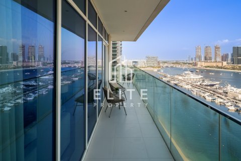 Apartment in EMAAR Beachfront, Dubai Harbour, Dubai 3 bedrooms, 179 sq.m. № 134913 - photo 19