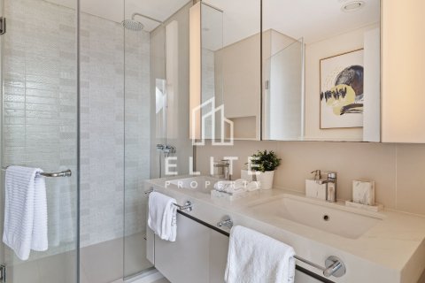 Apartment in EMAAR Beachfront, Dubai Harbour, Dubai 3 bedrooms, 179 sq.m. № 134913 - photo 4