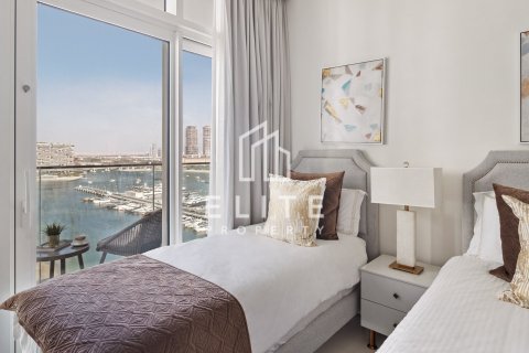 Apartment in EMAAR Beachfront, Dubai Harbour, Dubai 3 bedrooms, 179 sq.m. № 134913 - photo 6