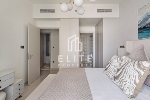 Apartment in EMAAR Beachfront, Dubai Harbour, Dubai 3 bedrooms, 179 sq.m. № 134913 - photo 15