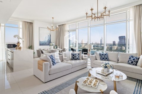 Apartment in EMAAR Beachfront, Dubai Harbour, Dubai 3 bedrooms, 179 sq.m. № 134913