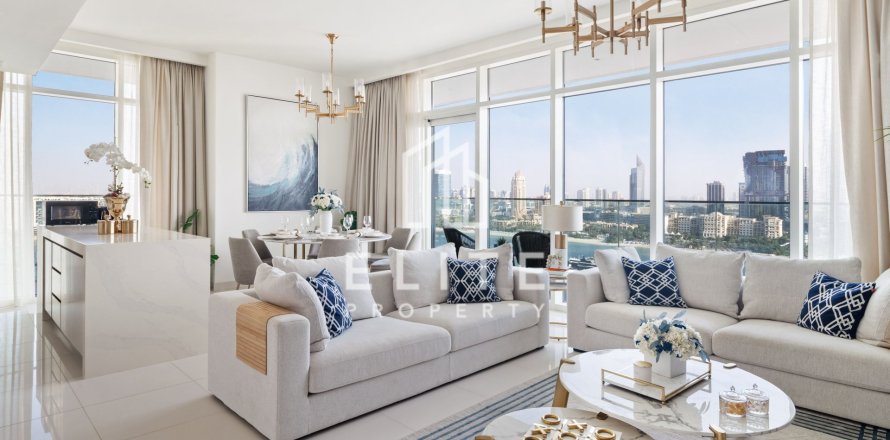 Apartment in EMAAR Beachfront, Dubai Harbour, Dubai 3 bedrooms, 179 sq.m. № 134913