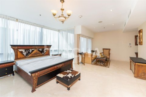 Penthouse in Jumeirah Lake Towers, Dubai 5 bedrooms, 573 sq.m. № 6935 - photo 13