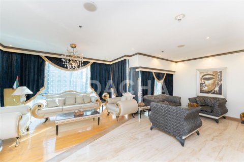 Penthouse in Jumeirah Lake Towers, Dubai 5 bedrooms, 573 sq.m. № 6935 - photo 8