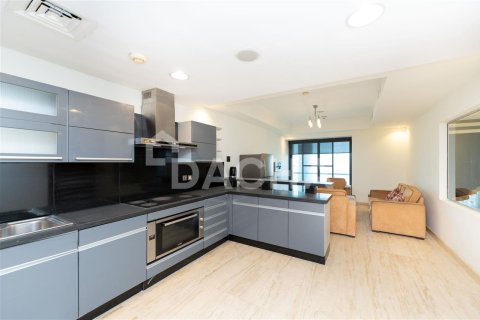 Penthouse in Jumeirah Lake Towers, Dubai 5 bedrooms, 573 sq.m. № 6935 - photo 6