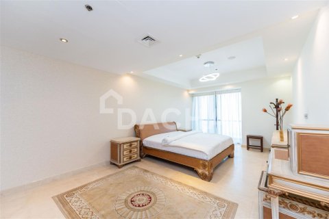 Penthouse in Jumeirah Lake Towers, Dubai 5 bedrooms, 573 sq.m. № 6935 - photo 18