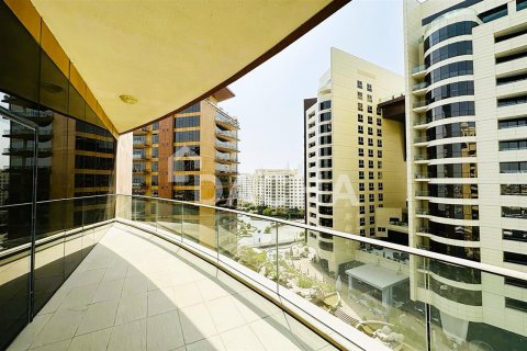 Apartamento en Palm Jumeirah, Dubai, 3 dormitorios, 222.1 m², № 6937 - foto 4