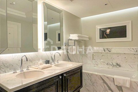Appartement à The Address The BLVD, Downtown Dubai (Downtown Burj Dubai), Dubai, 2 chambres, 118.1 m², № 6933 - photo 9
