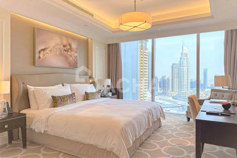 Appartement à The Address The BLVD, Downtown Dubai (Downtown Burj Dubai), Dubai, 2 chambres, 118.1 m², № 6933 - photo 10