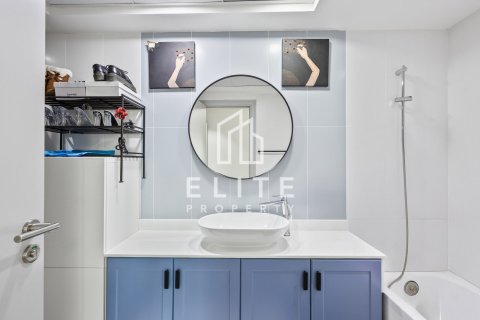 Appartement à Golf Towers, The Views, Dubai, 2 chambres, 131 m², № 85548 - photo 20