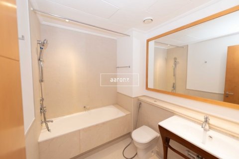 Apartamento en Dubai Marina, Dubai, 2 dormitorios, 130.5 m², № 42767 - foto 9