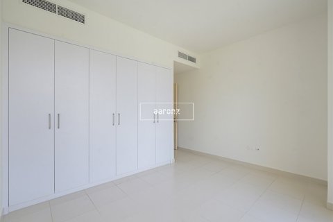 Villa en Dubai, 3 dormitorios, 282.6 m², № 42759 - foto 6