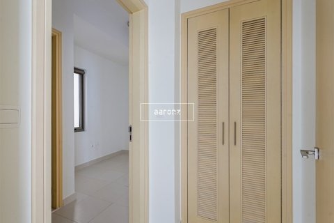 Villa en Dubai, 3 dormitorios, 282.6 m², № 42759 - foto 12