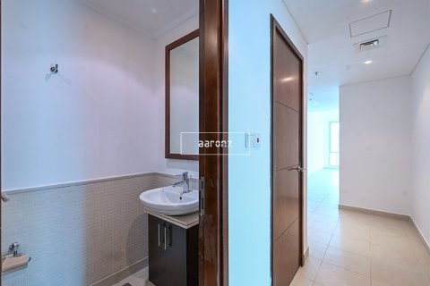 Apartment in Dubai Marina, Dubai 2 bedrooms, 130.5 sq.m. № 42769 - photo 11