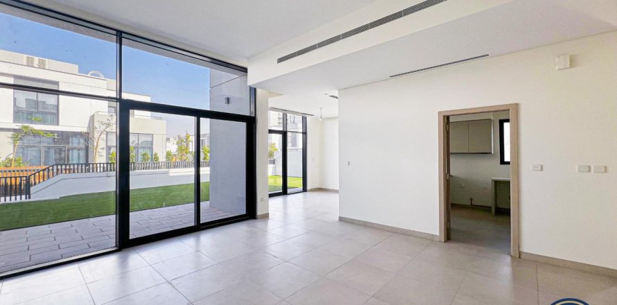 Townhouse in Murooj Al Furjan, Al Furjan, Dubai 4 bedrooms, 342 sq.m. № 46191