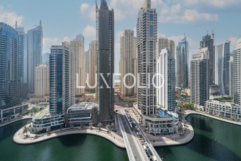 Apartment in Dubai Marina, Dubai 4 bedrooms, 284 sq.m. № 46169 - photo 8