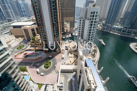 Apartment in Dubai Marina, Dubai 4 bedrooms, 284 sq.m. № 46169 - photo 26