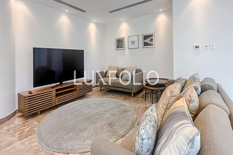 Apartment in Dubai Marina, Dubai 4 bedrooms, 284 sq.m. № 46169 - photo 4