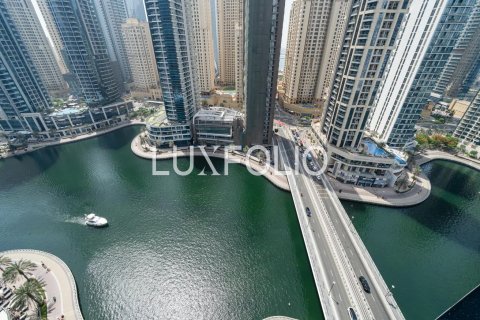 Apartment in Dubai Marina, Dubai 4 bedrooms, 284 sq.m. № 46169 - photo 23