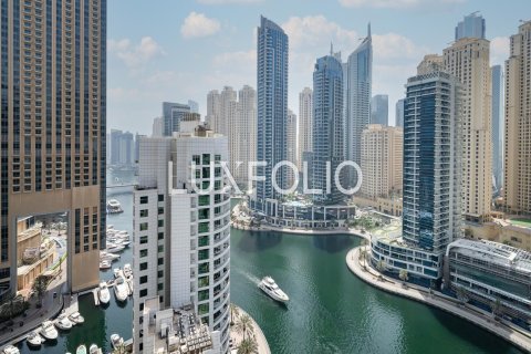 Apartment in Dubai Marina, Dubai 4 bedrooms, 284 sq.m. № 46169 - photo 27