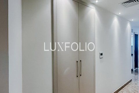 Apartment in Dubai Marina, Dubai 4 bedrooms, 284 sq.m. № 46169 - photo 17