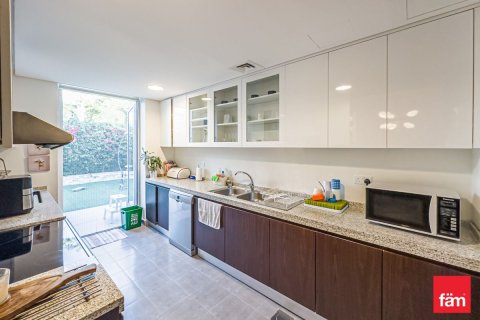 Townhouse in Dubai 4 bedrooms, 310.5 sq.m. № 94788 - photo 23