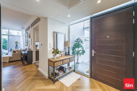 Townhouse in Dubai 4 bedrooms, 310.5 sq.m. № 94788 - photo 27