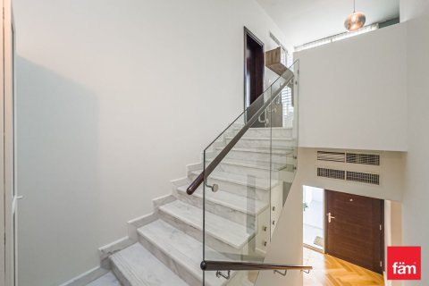 Townhouse in Dubai 4 bedrooms, 310.5 sq.m. № 94788 - photo 14